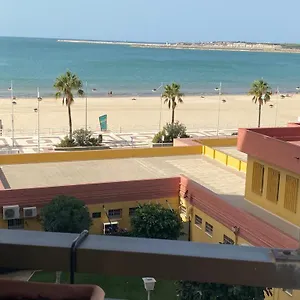https://apartamento-en-primera-lnea-de-playa-con-piscina.es-andalucia.com