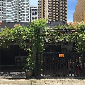 https://tiong-nam-home-32.kualalumpurs-hotels.com