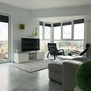 Luxury Westpark 2 With View Bucarest